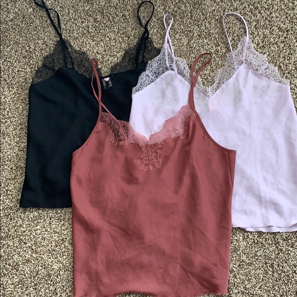 Victoria's Secret Other - Set of 3 Victoria’s Secret tanks